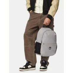 Plecak Quiksilver. Szare plecaki damskie Quiksilver, bez wzorów, sportowe. Za 129.99 zł.