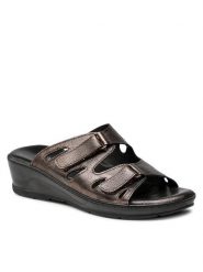 Go Soft Klapki WI16-SHEENA-04 Brązowy. Brązowe klapki damskie GO SOFT, bez wzorów, ze skóry, bez obcasa. Za 169.99 zł.