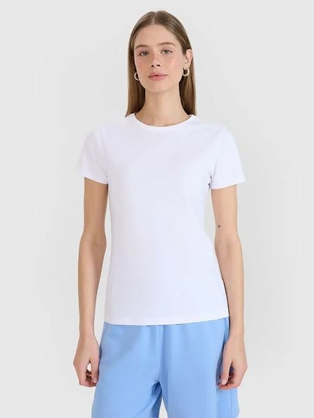 4F Koszulka w kolorze białym rozmiar: M. Białe bluzki damskie 4f, m, bez wzorów, bez kołnierzyka. Za 74.11 zł.