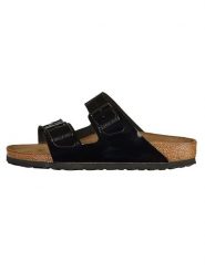 Birkenstock Klapki "Arizona" w kolorze czarnym rozmiar: 44. Czarne klapki damskie Birkenstock, bez wzorów, bez obcasa. Za 390.17 zł.