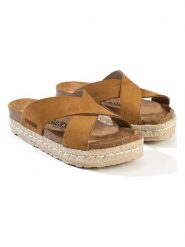 BACKSUN Klapki "Milano" w kolorze jasnobrązowym rozmiar: 39. Brązowe klapki damskie Backsun, bez wzorów, bez obcasa. Za 165.99 zł.