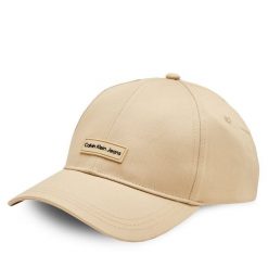 Czapka z daszkiem Calvin Klein Jeans. Brązowe czapki męskie Calvin Klein Jeans, bez wzorów, z jeansu. Za 99.99 zł.