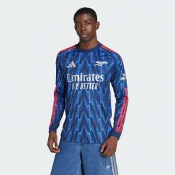 Koszulka wyjazdowa z długim rękawem Arsenal 25/26. Niebieskie koszulki męskie z długim rękawem Adidas. Za 479.00 zł.