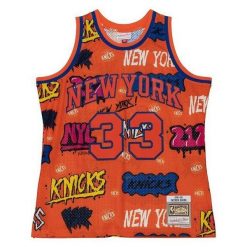 Koszulka z naklejką New York Knicks Swingman 1991/92. Brązowe bluzki damskie Mitchell & Ness, bez wzorów, bez kołnierzyka. Za 636.50 zł.