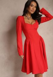 Czerwona Sukienka o Rozkloszowanym Kroju z Gorsetową Górą Tillitte. Czerwone sukienki damskie Renee, na co dzień, m, bez wzorów, eleganckie, bez kołnierzyka, bez ramiączek, midi, dopasowane. W wyprzedaży za 111.99 zł.