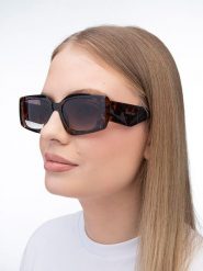 Guess Damskie okulary przeciwsłoneczne w kolorze brązowym rozmiar: 55. Brązowe okulary przeciwsłoneczne damskie Guess. Za 220.12 zł.