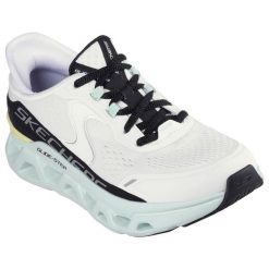Buty sportowe Skechers Slip-ins Glide Step Altus. Białe buty sportowe na co dzień damskie Skechers, bez wzorów, z syntetyku. W wyprzedaży za 435.50 zł.