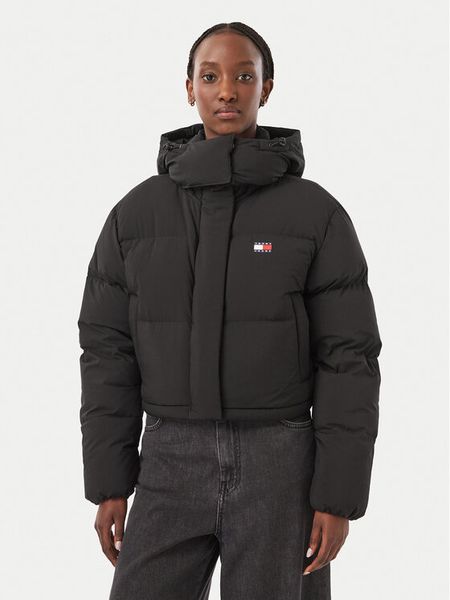 Tommy Jeans Kurtka puchowa Alaska DW0DW18609 Czarny Cropped Fit. Czarne kurtki damskie Tommy Jeans, s, bez wzorów, z jeansu, bez kaptura. Za 1,099.00 zł.