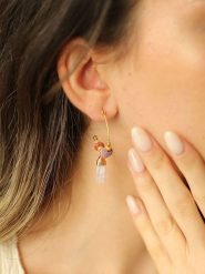 Pierres delicates Pozłacane kolczyki-półkreole z perłami i ametystami rozmiar: onesize. Różowe kolczyki damskie Pierres delicates, z ametystem, pozłacane. Za 34.99 zł.