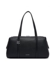 Calvin Klein Torebka Emblem Hw Pebble Doctor Shoulder LV04F3614G Czarny. Czarne torebki klasyczne damskie CALVIN KLEIN, bez wzorów, ze skóry, bez dodatków. Za 569.99 zł.