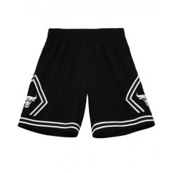1997 nba chicago bulls shorts. Białe szorty męskie Mitchell & Ness, bez wzorów, sportowe. Za 389.00 zł.