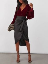 Milan Kiss Bluzka w kolorze czerwonym rozmiar: S. Czerwone bluzki damskie Milan Kiss, s, bez wzorów, bez kołnierzyka, bez ramiączek. Za 130.81 zł.