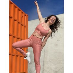 Legginsy damskie Les Poulettes Fitness rose corail. Brązowe legginsy damskie LES POULETTES FITNESS, xs, bez wzorów, z elastanu. Za 365.00 zł.