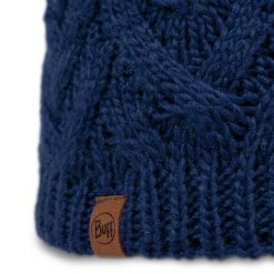 Czapka BUFF KNITTED & FLEECE BAND BEANIE CARYN MIDNIGHT. Niebieskie czapki męskie Buff, na zimę, bez wzorów, z wełny, eleganckie. Za 117.69 zł.