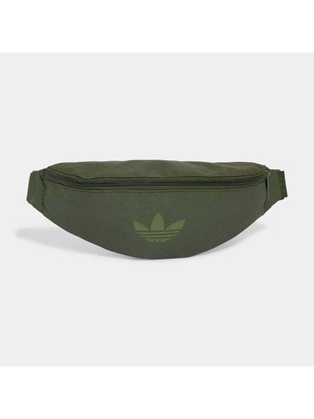 Adidas Saszetka w kolorze khaki - 36 x 15 x 8 cm rozmiar: onesize. Brązowe saszetki męskie Adidas, z materiału. Za 91.95 zł.