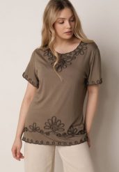 Ciemnozielona Wiskozowa Bluzka na Krótki Rękaw z Etno Haftem z Metaliczną Nicią Aiopa. Zielone bluzki damskie Born2be, l, bez wzorów, z jeansu, biznesowe, bez kołnierzyka, plus size, bez ramiączek. Za 69.99 zł.