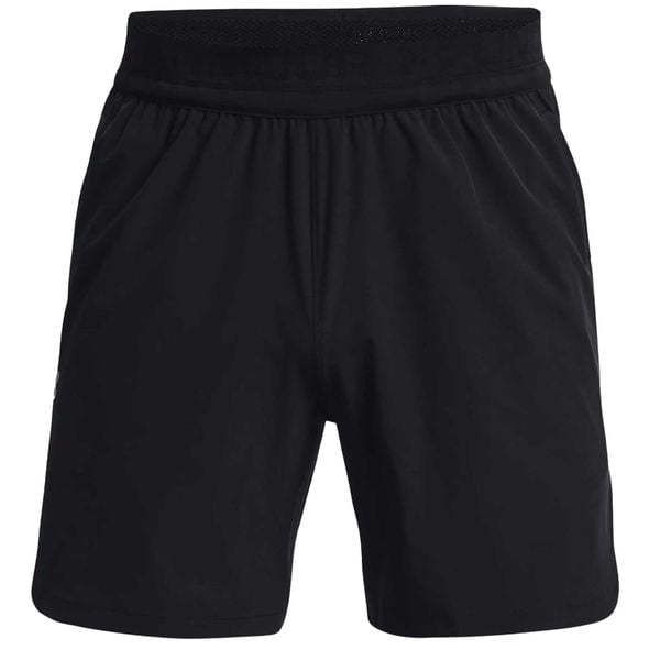 Szorty Under Armour Peak. Czarne szorty męskie Under Armour, bez wzorów, sportowe. Za 261.00 zł.