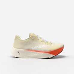 Buty do biegania damskie Kiprun Kipride. Brązowe obuwie do biegania damskie KIPRUN. Za 499.99 zł.