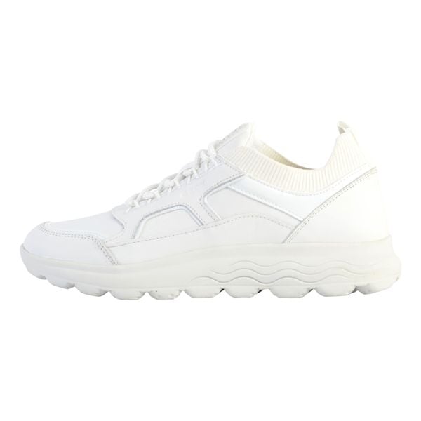 Buty GEOX D SPHERICA Biały. Białe buty sportowe na co dzień damskie Geox, do biegania. Za 330.99 zł.