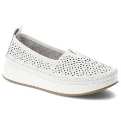 Półbuty damskie Filippo, cholewka ze skóry naturalnej licowej wsuwany fason zabudowany przód, białe, DP4555/26. Białe półbuty damskie Filippo, bez wzorów, ze skóry, bez obcasa. Za 179.00 zł.