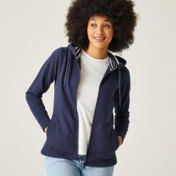 Bayletta damska bluza z kapturem. Niebieskie bluzy z kapturem damskie Regatta. W wyprzedaży za 166.90 zł.