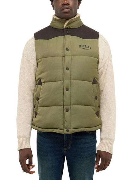 Mustang Kamizelka pikowana w kolorze khaki rozmiar: XXL. Brązowe kamizelki męskie Mustang, xxl, z polaru. Za 287.84 zł.