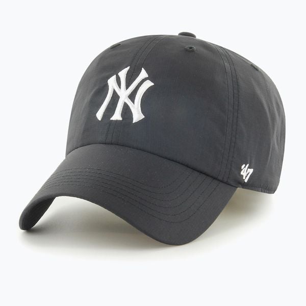 Czapka z daszkiem 47 Brand New York Yankees Brrr CLEAN UP. Czarne czapki męskie 47 Brand, bez wzorów. Za 119.00 zł.