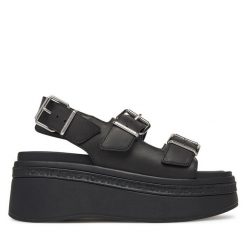 Sandały Tommy Jeans. Czarne sandały damskie Tommy Jeans, bez wzorów, z jeansu, bez obcasa, na koturnie. Za 259.99 zł.