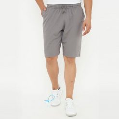 Szorty gimnastyczne F 9 męskie jasnoszare. Szare szorty męskie Legea, z bawełny, bez kołnierzyka. Za 72.00 zł.