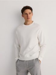 Bawełniana bluza oversize - złamana biel. Bluzy bez kaptura męskie Reserved, l, z bawełny. W wyprzedaży za 69.99 zł.