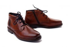 BUGATTI 311-A8Z33-4100 6300 cognac, botki męskie. Brązowe buty zimowe męskie Bugatti, na zimę, bez zapięcia. Za 479.90 zł.