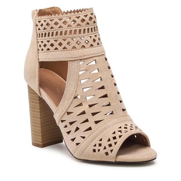 Sandały DeeZee. Brązowe sandały damskie DeeZee, bez wzorów, bez obcasa, na słupku. Za 159.99 zł.