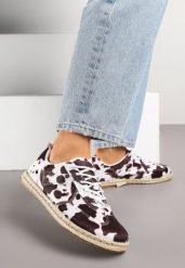 Brązowo-Białe Sneakersy Kultowe Tenisówki ze Wzorem w Łaty z Podeszwą Zdobioną Plecionką Zarorella. Brązowe trampki i tenisówki damskie Renee, z aplikacjami, z jeansu. Za 69.99 zł.