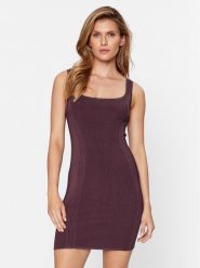Guess Sukienka codzienna Lucia W3BK03 Z2XY0 Bordowy Slim Fit. Czerwone sukienki damskie Guess, na co dzień, l, z aplikacjami, z wiskozy, bez kołnierzyka, bez ramiączek, proste. Za 669.99 zł.