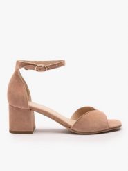 Brudnoróżowe sandały na słupku. Czerwone sandały damskie Ryłko, bez wzorów, ze skóry, bez obcasa, na obcasie. Za 399.99 zł.