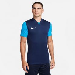 Koszulka Mężczyzna Nike Trophy V niebieski. Niebieskie t-shirty sportowe męskie Nike, m, z materiału, bez ramiączek, na fitness i siłownię. Za 147.25 zł.