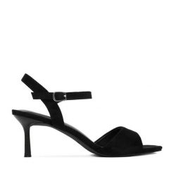 Sandały JENNY. Czarne sandały damskie Jenny, bez wzorów, bez obcasa, na szpilce. Za 129.99 zł.