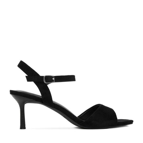 Sandały JENNY. Czarne sandały damskie Jenny, bez wzorów, bez obcasa, na szpilce. Za 129.99 zł.