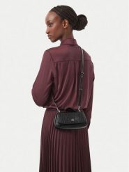 Calvin Klein Torebka Ck Croc Top Handle Bag LV04F3903G Czarny. Czarne torebki klasyczne damskie CALVIN KLEIN, bez wzorów, ze skóry, bez dodatków. Za 449.99 zł.