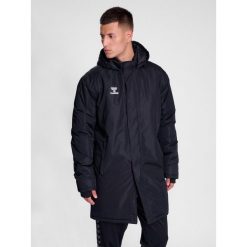 HUMMEL kurtka ciepła hmlAUTHENTIC BENCH JACKET. Czarne kurtki treningowe męskie HUMMEL, bez wzorów. Za 300.00 zł.