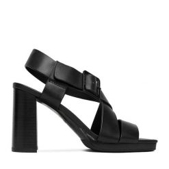 Sandały G-Star Raw. Czarne sandały damskie G-Star Raw, bez wzorów, bez obcasa, na słupku. Za 399.99 zł.