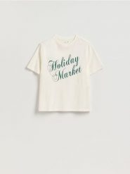 T-shirt ze świątecznym motywem - złamana biel. T-shirty damskie Reserved, l, bez wzorów, z bawełny, bez kołnierzyka. Za 39.99 zł.