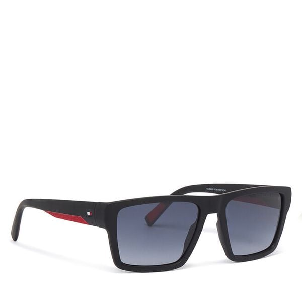 Okulary przeciwsłoneczne Tommy Hilfiger. Czarne okulary przeciwsłoneczne męskie Tommy Hilfiger. Za 497.99 zł.
