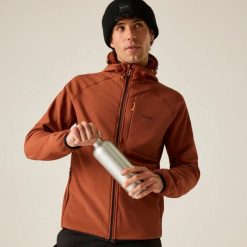 Męska kurtka Ossek Softshell. Czerwone kurtki softshell damskie Regatta, m, bez wzorów, z materiału, z kapturem. Za 263.50 zł.
