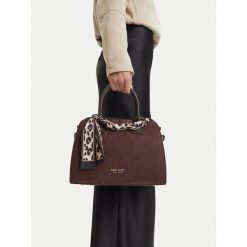 Torebka Nine West. Brązowe torebki klasyczne damskie Nine West, bez wzorów, bez dodatków. Za 279.99 zł.