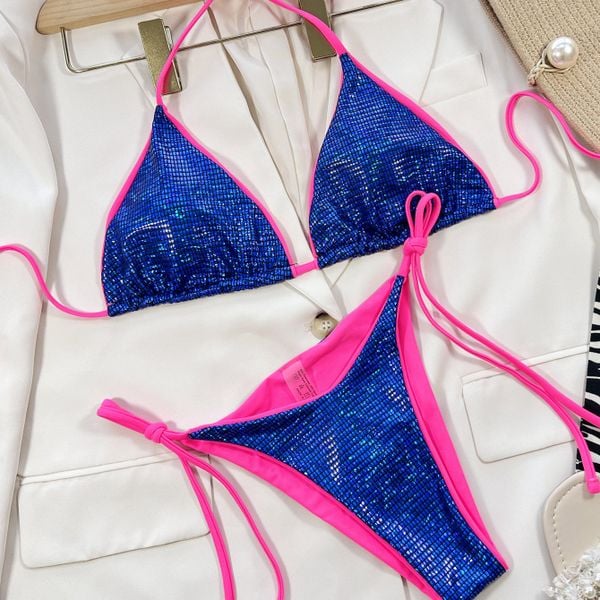 Bikini plażowe szybkoschnące z błyszczącym wykończeniem Swanette. Bikini damskie Intica, bez wzorów. Za 139.00 zł.