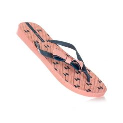 Klapki japonki damskie sportowe Ipanema. Czerwone klapki damskie Ipanema, bez wzorów, bez obcasa. Za 35.00 zł.