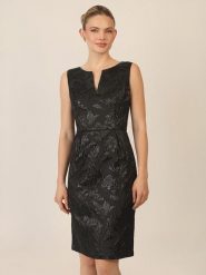 APART Sukienka w kolorze czarnym rozmiar: 40. Czarne sukienki damskie Apart, bez wzorów, bez kołnierzyka, bez ramiączek, mini. Za 264.77 zł.