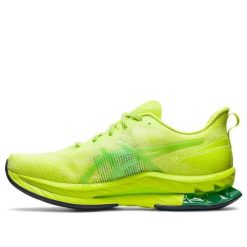 Męskie buty do biegania cholewka z siateczki Nexkin GEL-KINSEI BLAST LE2. Zielone obuwie do biegania damskie Asics. Za 855.00 zł.