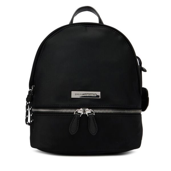 Plecak KARL LAGERFELD. Czarne plecaki damskie Karl Lagerfeld, bez wzorów. Za 849.99 zł.